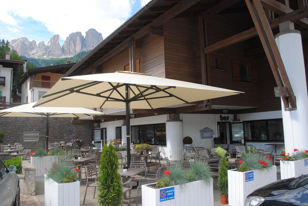 Bed & Breakfast Garni Tobia Кампитело ди Фаса Екстериор снимка