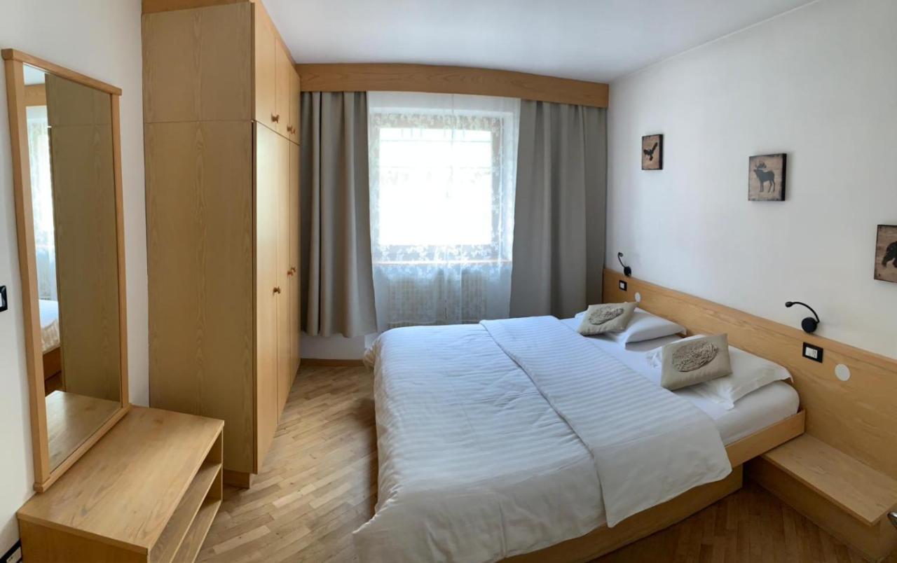 Bed & Breakfast Garni Tobia Кампитело ди Фаса Екстериор снимка
